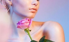 迈开腿让我看看你的草莓游